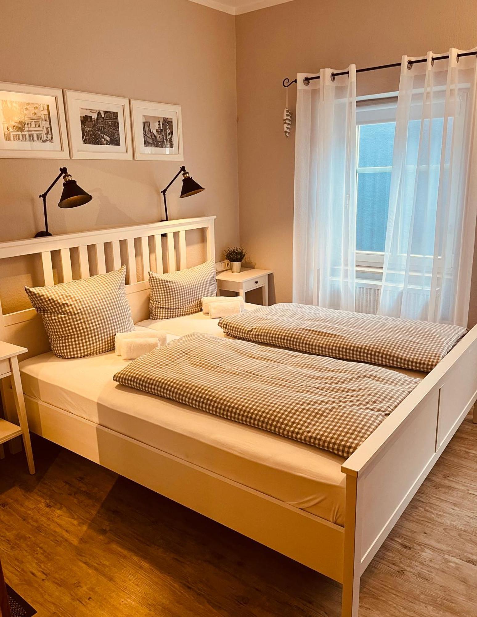 Gaestehaus Goldenes Lamm Ротенбург-на-Таубері Екстер'єр фото